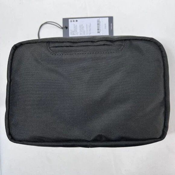 TUMI Bravo Reno Kit, Black NWT Made in Italy - Picture 2 of 10